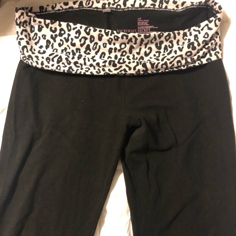 Victoria’s Secret Yoga Pants